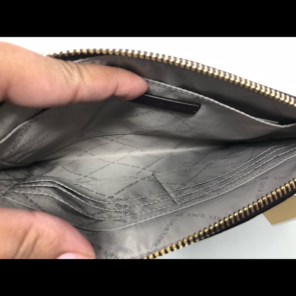 Michael kors jet set travel XL zip clutch Damson - Picture 8 of 8